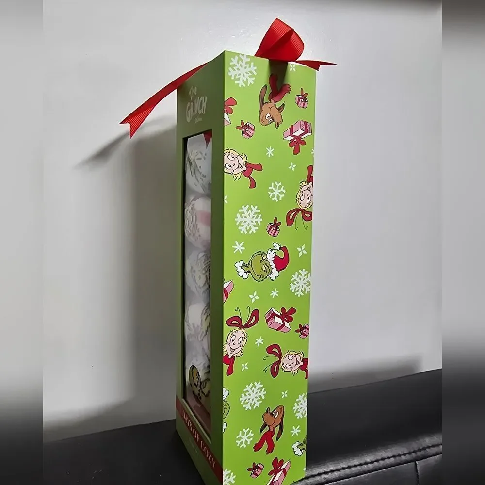 New Girls' Grinch 7 Days Of Cozy Kids Socks M/L 3-10
